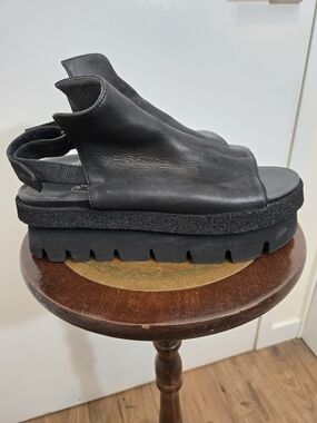 NEW! Lofina 2140 Black Leather Chunky Platform Sandals Italy 39 / US 8.5
